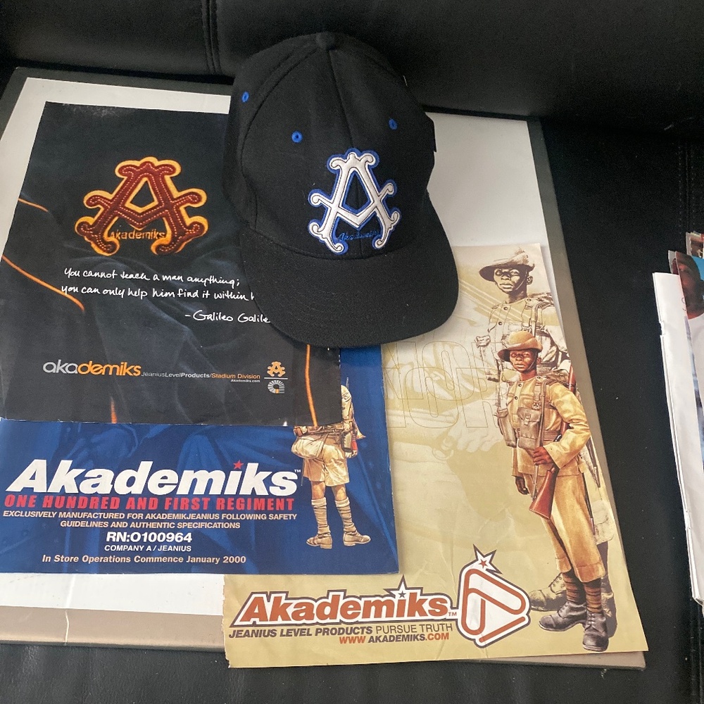 Akademiks Vintage Cap Sz L/XL